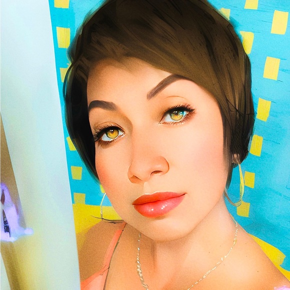 Meet your Posher, Mariana - Picture 1 of 4